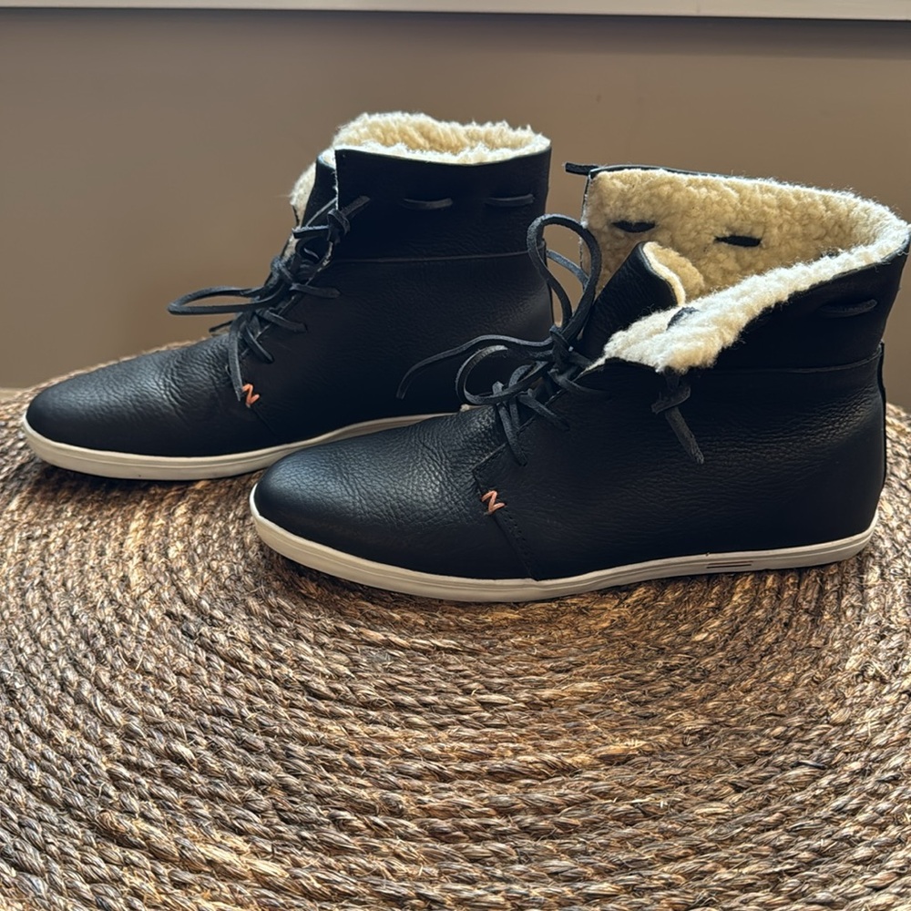 HUB Leather Boots